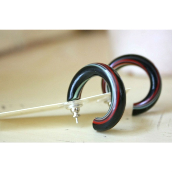 Black Stripe Vintage Lucite Tube Hoop Earrings - Picture 2 of 8